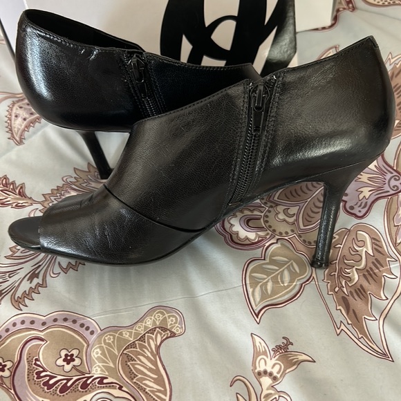 Nine West side zipper open toe heel - Picture 4 of 6